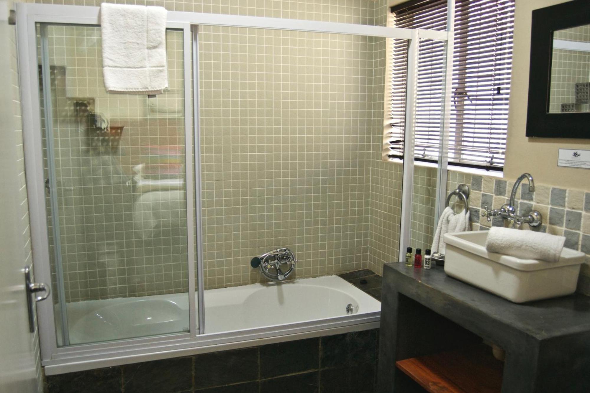 Khayamanzi Guesthouse Hartbeespoort Zewnętrze zdjęcie